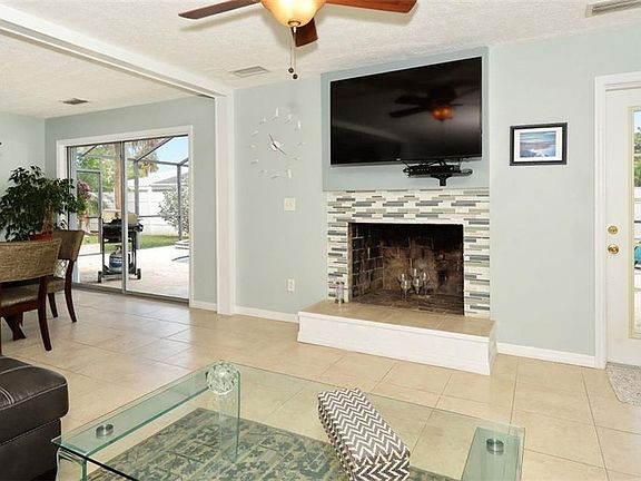 4th image of 2539 Waneta Dr