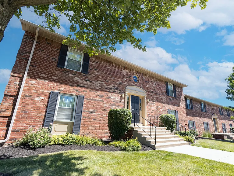 Apartment Building at Archer's Pointe Apartments