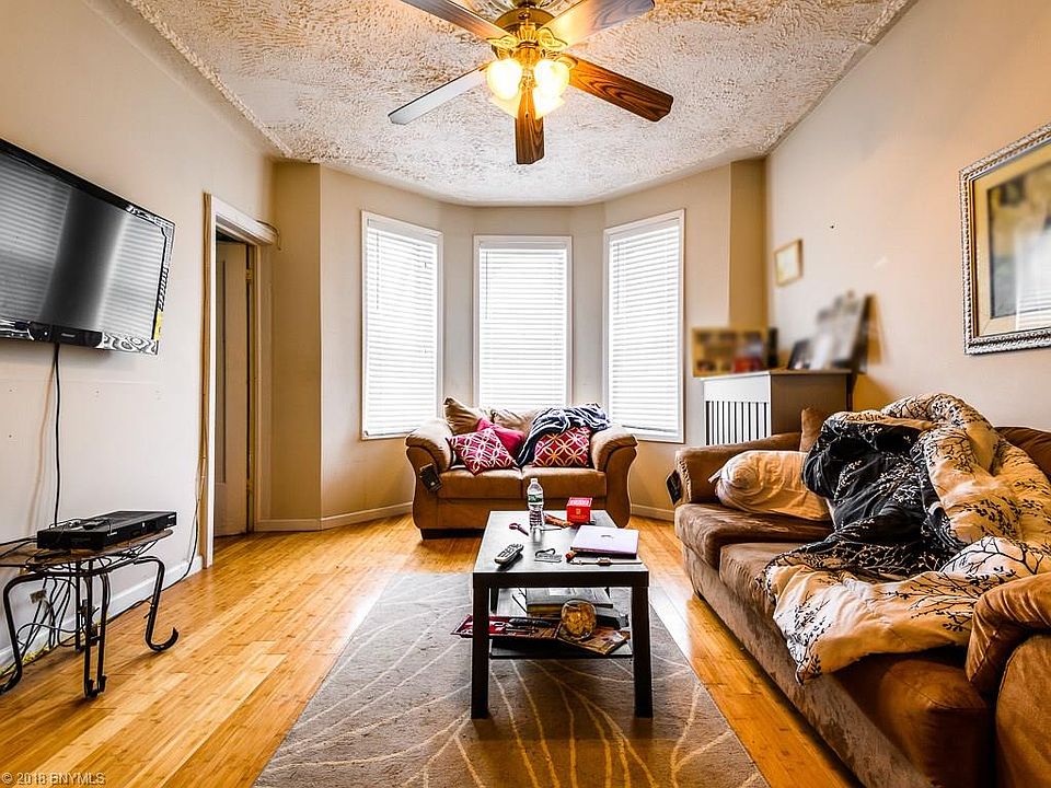 2nd image of 474 Chauncey St