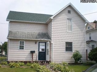 318 W 6th St, Dover, OH 44622