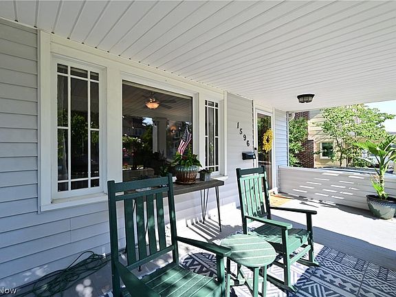 3rd image of 1596 Marlowe Ave