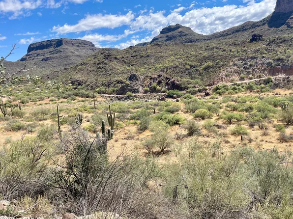31900 S Tillys Trail #-, Black Canyon City, AZ 85324