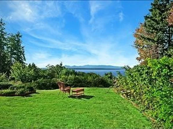 1050 NW 177th Pl, Seattle, WA 98177