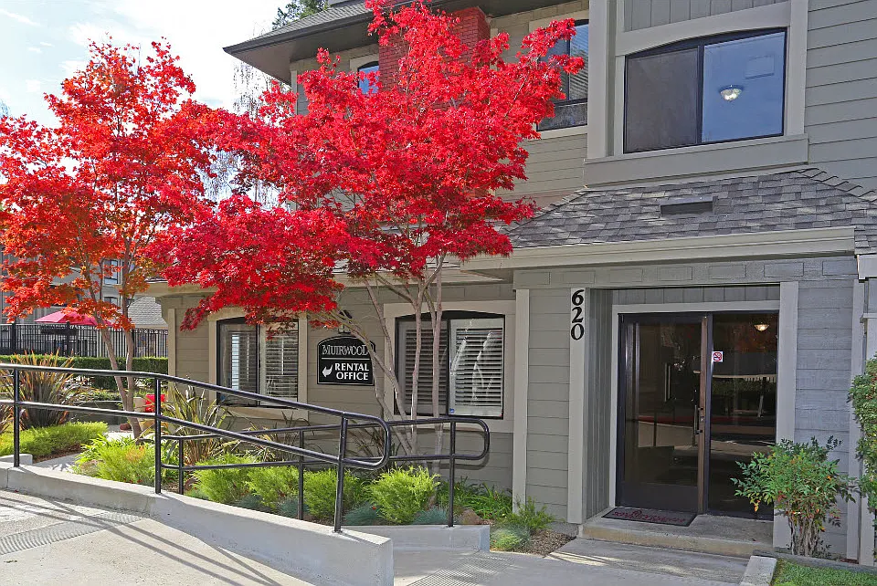 743 Center Ave #111