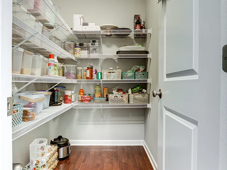 5589 Landgate Dr — Photo 38