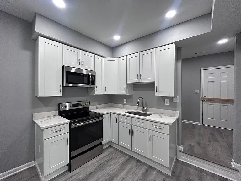1200 Bayard St — Photo 2