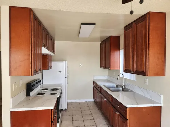 921 E 5th St #6, National City, CA 91950