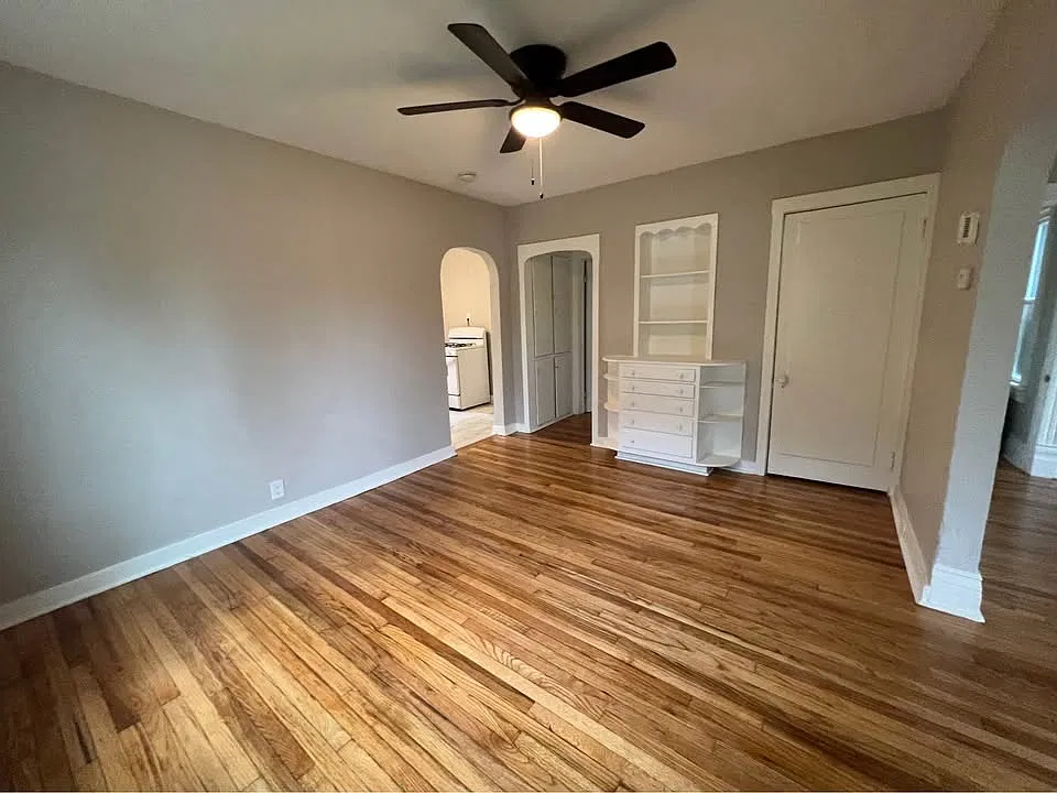 1 bed, 900 sqft, $1,475 — Photo 2