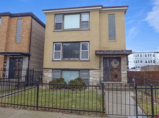 7525 S Yates Blvd, Chicago, IL 60649