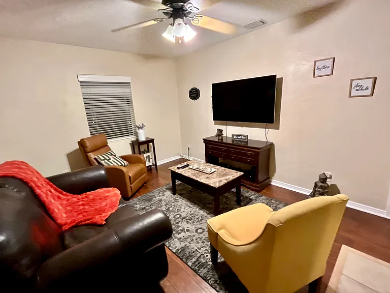 1001 W Virginia Ave — Photo 17