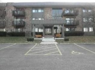 1424 Woodbridge Rd #1-D, Joliet, IL 60436