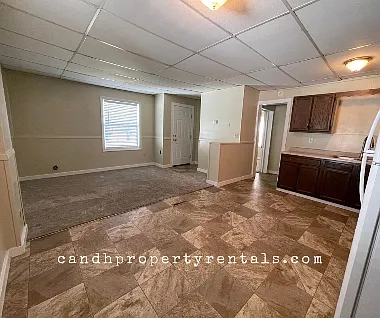 16 Idaho Avenue - 1 — Photo 2