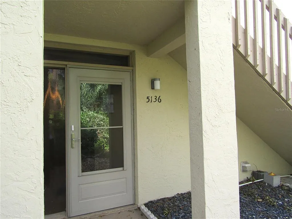 2 bed, 2.0 bath, 1024 sqft, $3,800 — Photo 1