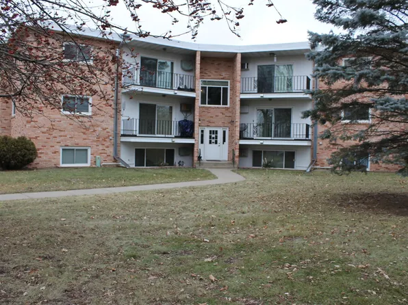 1150 Dellwood St S APT 102, Cambridge, MN 55008