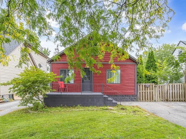 629 Stanley St, Windsor, ON N8X 3B3