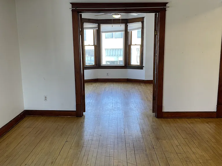 212 S Water St — Photo 6