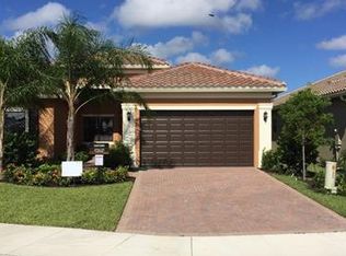 13347 Silktail Dr, Naples, FL 34109