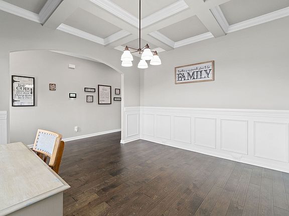 5th image of 1353 Winterset Dr