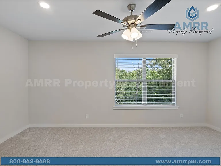 13 Carrick Dr — Photo 27