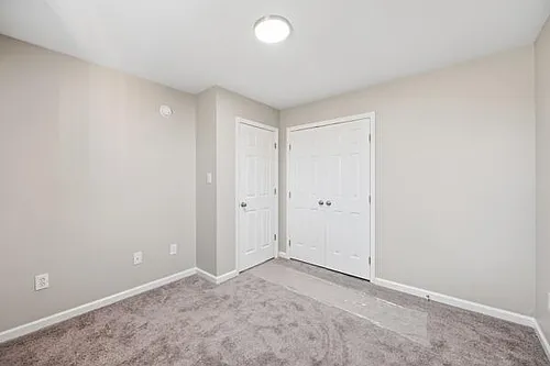 305 Lake St Photo 1