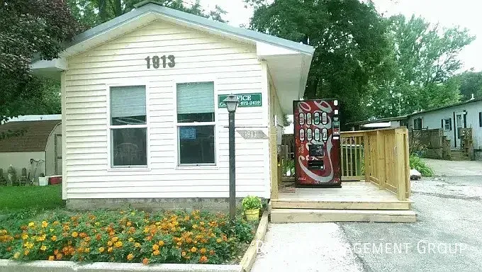 306 Carriage Lane Est #306 — Photo 8