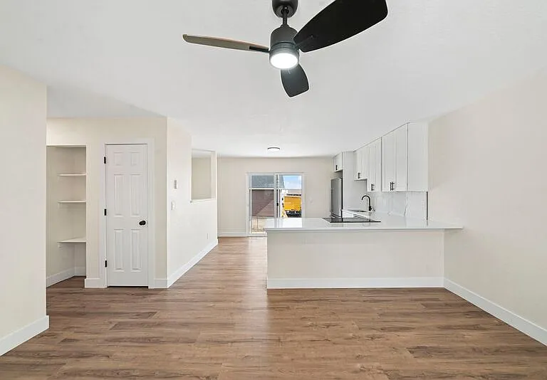 6364 Julian St — Photo 4