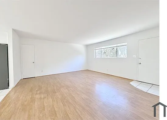 540 Hyde Park Pl #4 — Photo 8