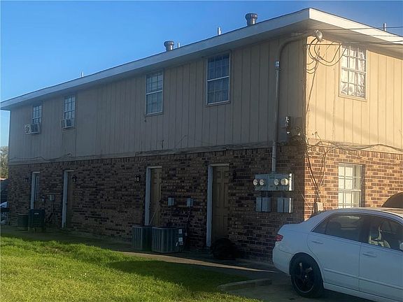 5th image of 533 Evangeline Ct