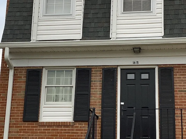 161B Leeds Ct — Photo 1