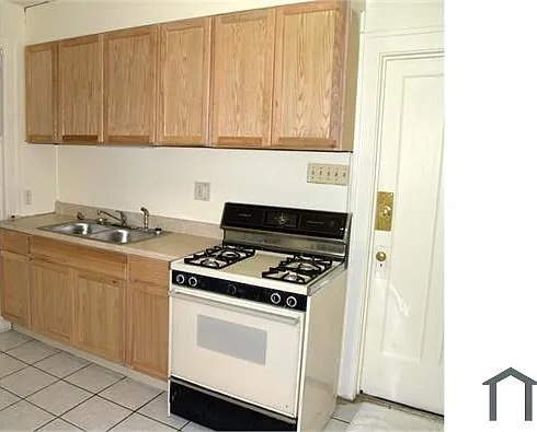 2 bed, 1000 sqft, $1,350 — Photo 1