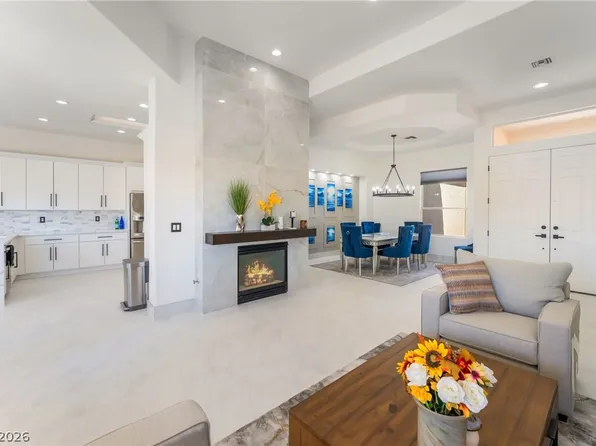 10805 Clarion Ln, Las Vegas, NV 89134