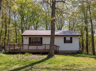 3639 E Pottawatomie Rd, Bloomfield, IN 47424