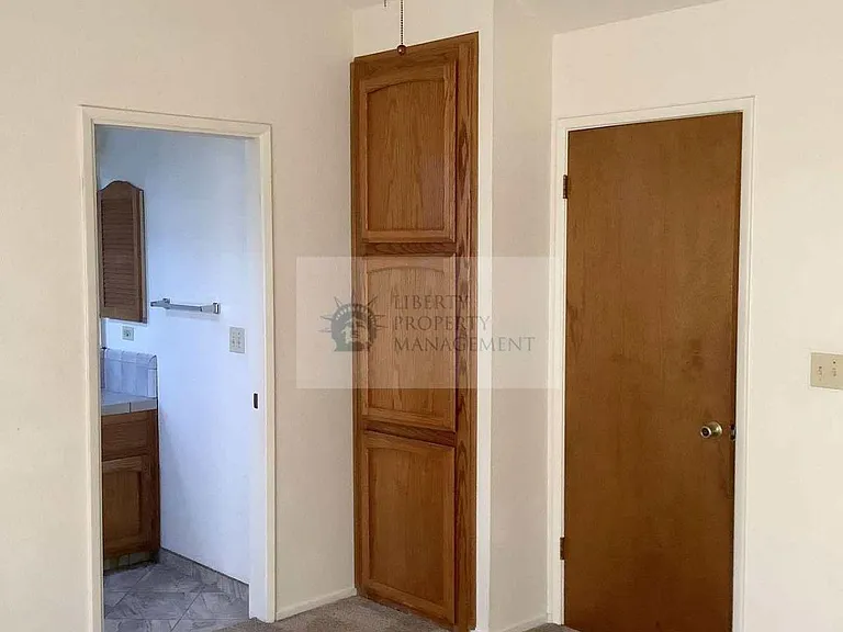 4420 E Orangeburg Ave — Photo 16