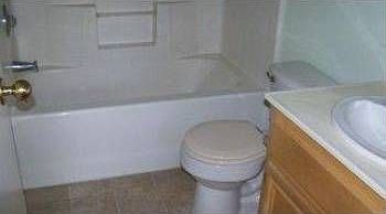2nd image of 1006 Esparanza Way