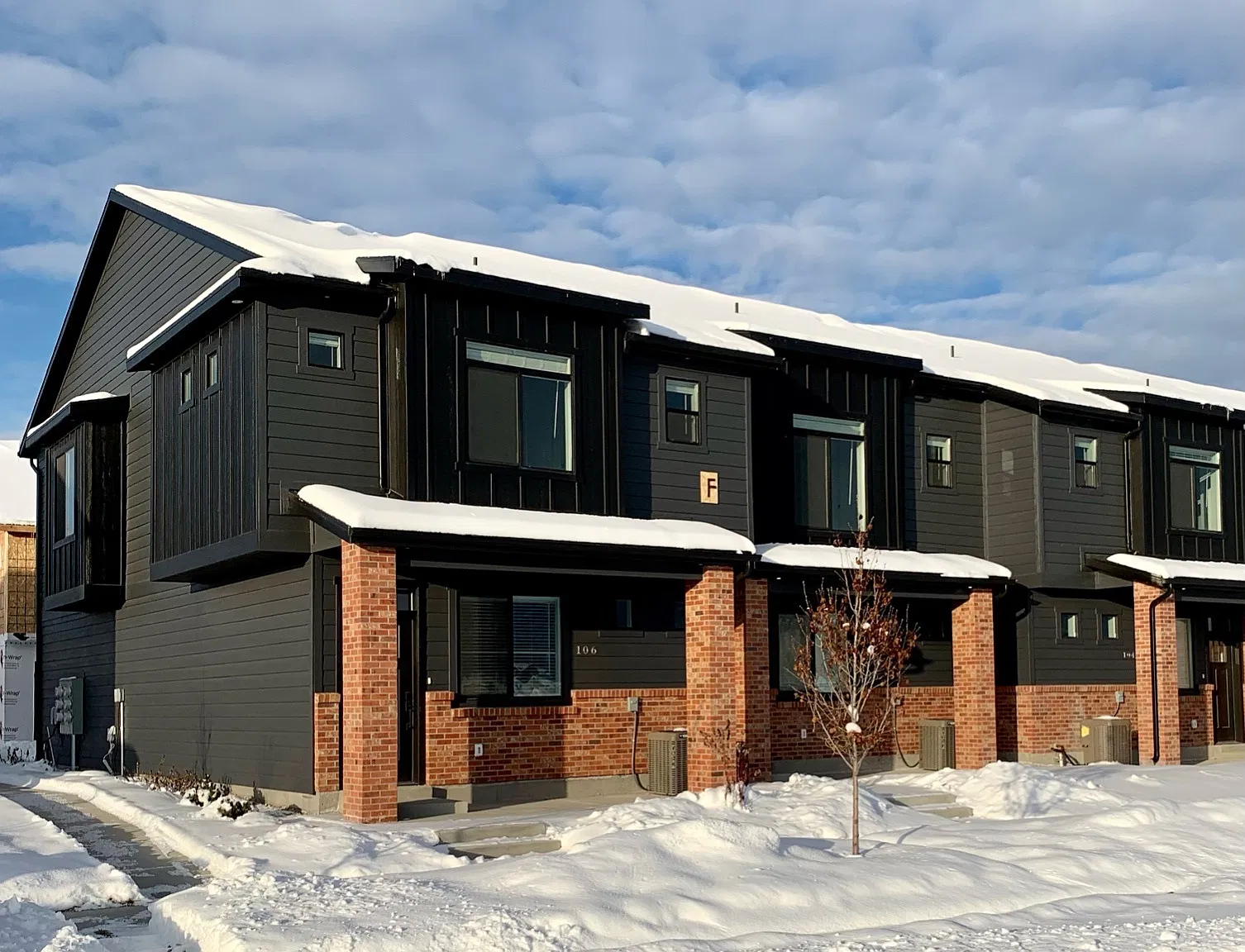 435 N 800 W — Photo 2