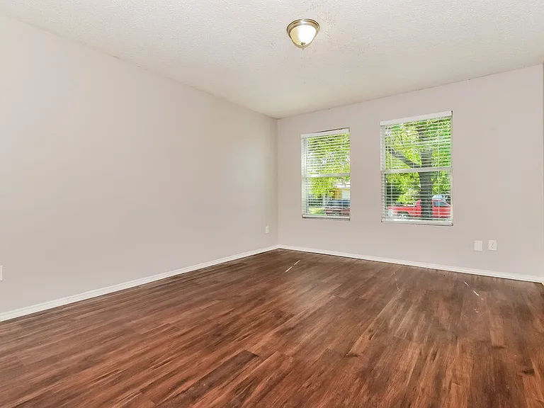 3808 Kenzie Ct — Photo 12