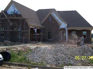 1101 Hawks Crossing Dr, Olive Branch, MS 38654