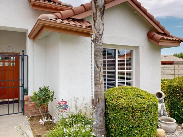 9815 Bourbon Rose Ct, Bakersfield, CA 93311