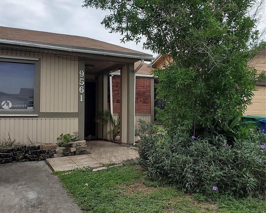 2nd image of 9561 W Daffodil Ln