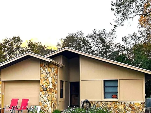 99 Chinaberry Cir, Homosassa, FL 34446