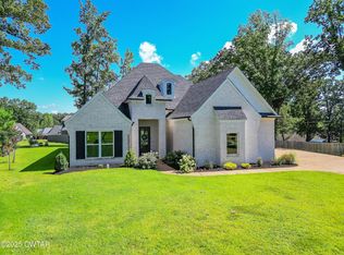 16 Waterfront Cv, Jackson, TN 38305