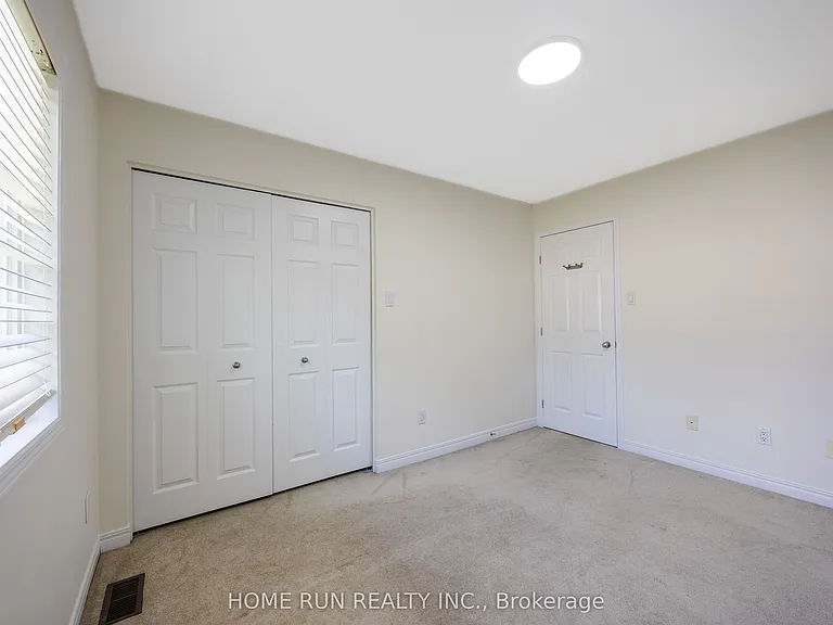 281 Goldridge Dr — Photo 36