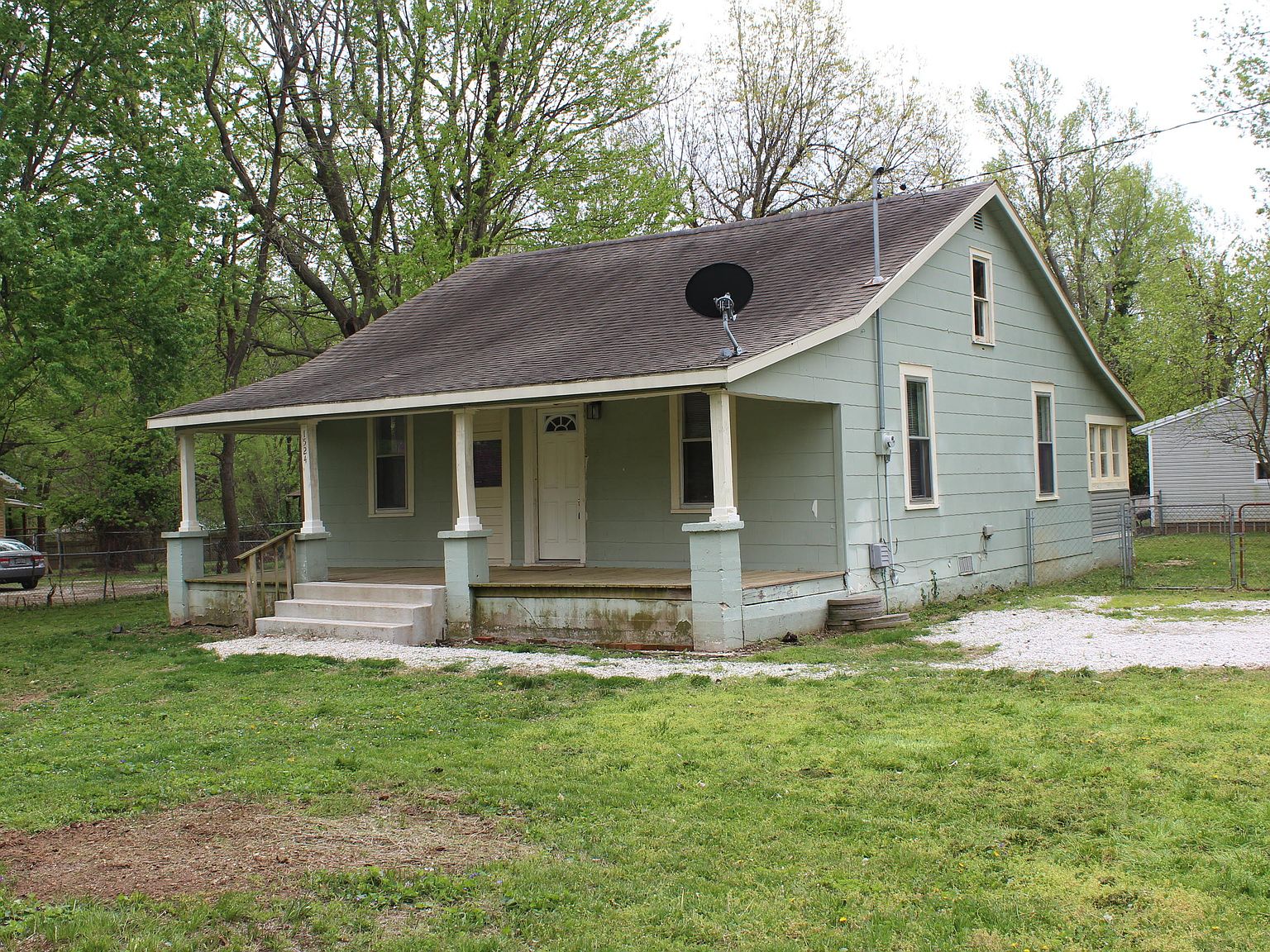1524 W Catalpa St, Springfield, MO 65807 Zillow
