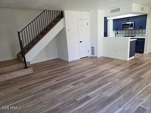 1st image of 712 E EUGIE Avenue
