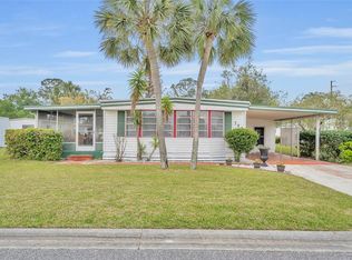 104 Diamond Head Dr, Leesburg, FL 34788