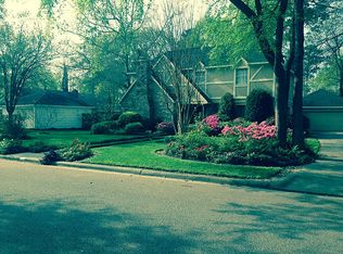 703 N Rivershire Dr, Conroe, TX 77304