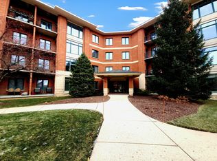 855 E 22nd St APT 414, Lombard, IL