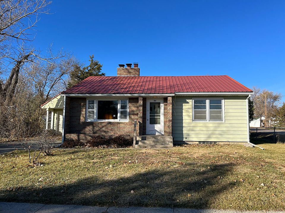 701 4th Ave, Kadoka, SD 57543 | Zillow