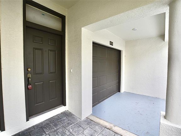 2nd image of 858 Normandy Trace Rd