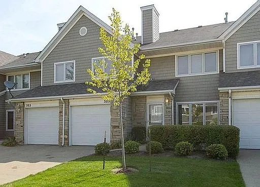 811 Burr Oaks Dr #502 — Photo 1